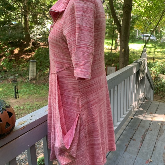 PURE Popover Zip Front Tunic - Picture 5 of 9